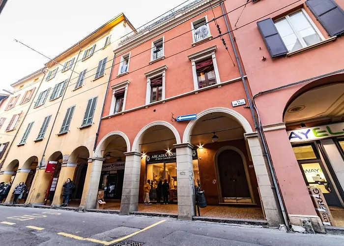 شقة Morgana Sotto Le Torri Centro Storico