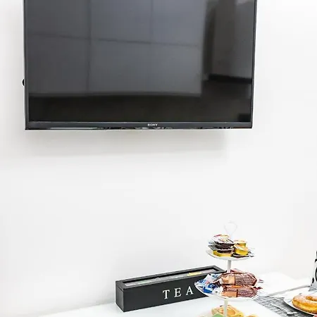 Morgana Sotto Le Torri Centro Storico