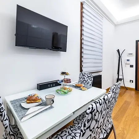 Morgana Sotto Le Torri Centro Storico