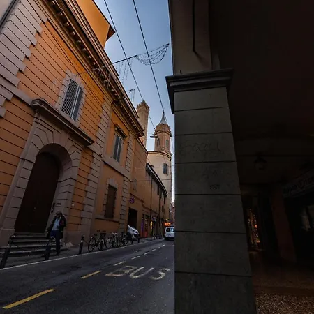 Morgana Sotto Le Torri Centro Storico