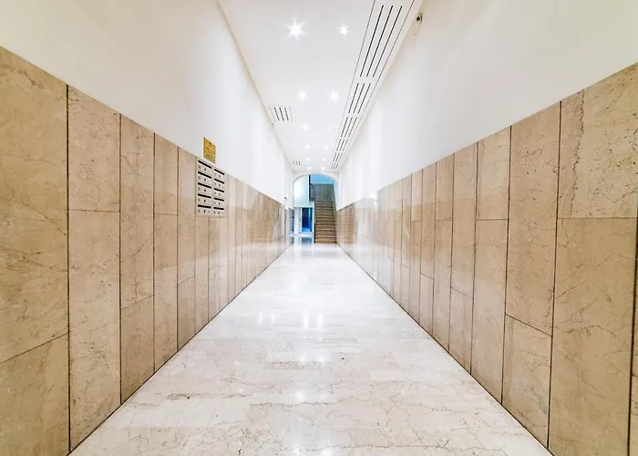 Morgana Sotto Le Torri Centro Storico Apartamento